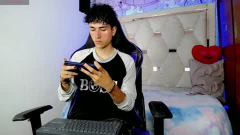 johnny_cagee online show from 04/05/26, 04:09