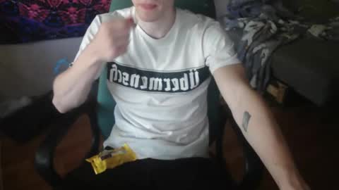 Johnny online show from 09/09/25, 07:41