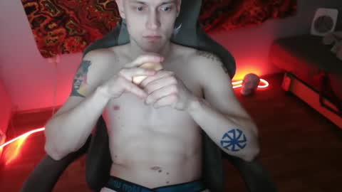 Johnny online show from 11/12/25, 03:45