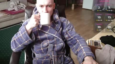 Johnny online show from 04/26/26, 05:05