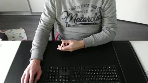 Snapshot of johnny_walker13 chatting on 12/24/24, 12:44 Johnny Walker13 online show from 12/24/24, 12:44