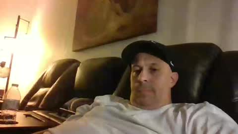 johnnycb7 online show from 11/10/25, 06:51