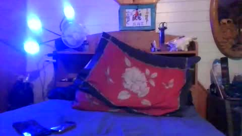 johnnyct36 online show from 11/25/25, 09:20