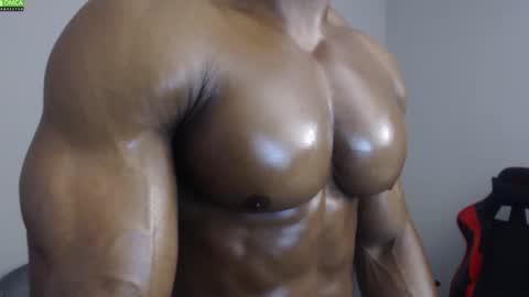 Snapshot of johnnydolce50 chatting on 10/19/25, 06:19 MASTER OF SUBS BETA SLAVES online show from 10/19/25, 06:19