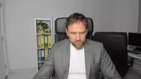 johnnydough82 online show from 12/07/24, 05:37