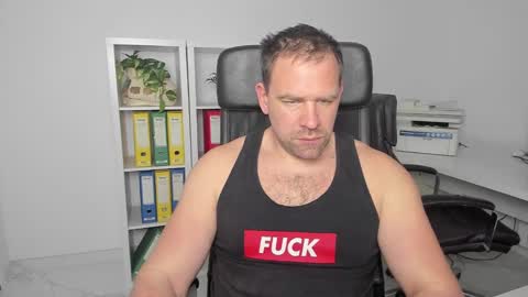 johnnydough82 online show from 01/14/25, 04:36