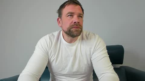 johnnydough82 online show from 03/04/25, 04:27