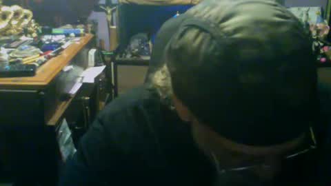 johnnyshung1 online show from 09/14/25, 06:12