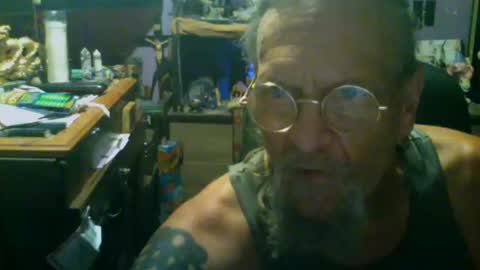 johnnyshung1 online show from 09/22/25, 04:03