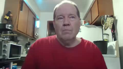 Snapshot of johnnytwain chatting on 11/01/25, 08:44 johnnytwain online show from 11/01/25, 08:44