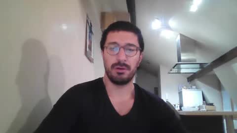 Snapshot of johnparis7575 chatting on 12/09/24, 05:41 Johnfrench online show from 12/09/24, 05:41