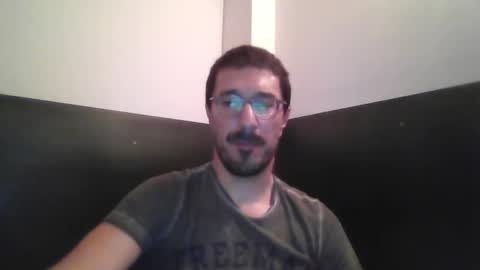 Snapshot of johnparis7575 chatting on 10/27/25, 10:25 Johnfrench online show from 10/27/25, 10:25