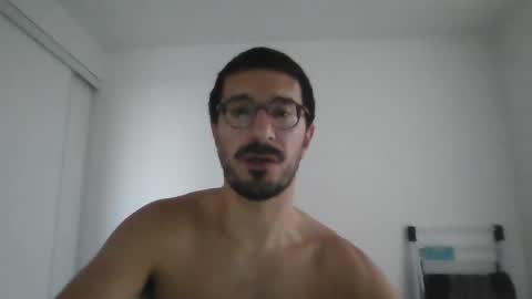 Snapshot of johnparis7575 chatting on 10/28/25, 09:39 Johnfrench online show from 10/28/25, 09:39