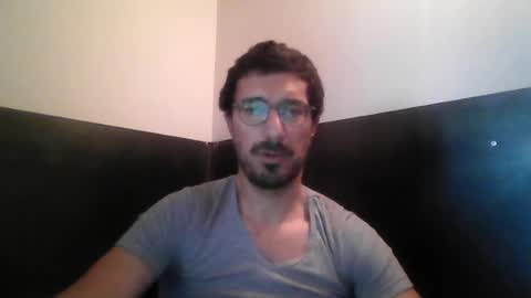 Snapshot of johnparis7575 chatting on 07/20/26, 09:28 Johnfrench online show from 07/20/26, 09:28