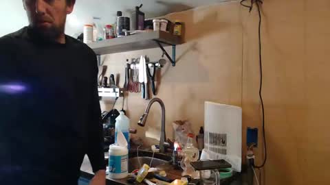 Snapshot of johnplayer23 chatting on 12/21/24, 02:37 johnplayer23 online show from 12/21/24, 02:37