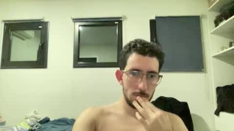 Snapshot of johnukber chatting on 06/11/26, 02:53 John Ukber online show from 06/11/26, 02:53