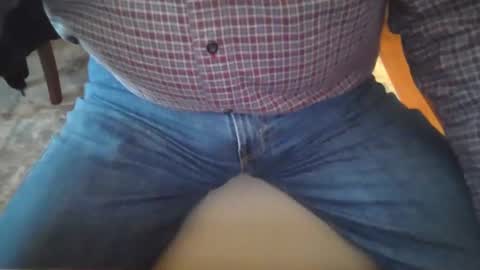 Snapshot of johnxxx549 chatting on 12/30/24, 01:03 johnxxx549 online show from 12/30/24, 01:03