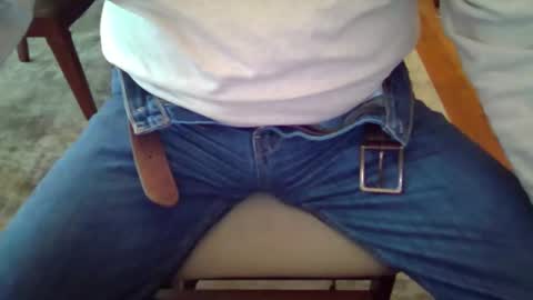 Snapshot of johnxxx549 chatting on 03/04/25, 01:06 johnxxx549 online show from 03/04/25, 01:06