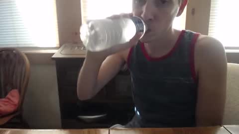 Snapshot of johstondude chatting on 10/03/25, 02:14 Johston online show from 10/03/25, 02:14