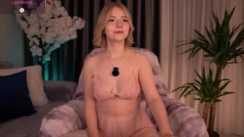 Paula online show from 09/21/25, 02:46