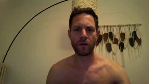 jojo19844 online show from 11/08/25, 09:46