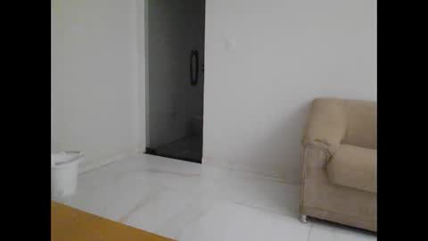 jojooo27 online show from 04/15/26, 01:56