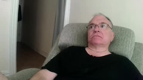 joker5339 online show from 04/24/26, 08:33