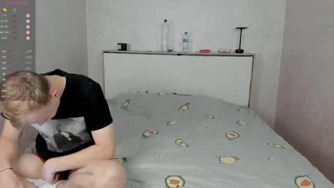 Hello we John and Harli  online show from 10/04/25, 10:02