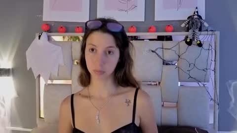jolie_lov online show from 10/11/25, 01:42