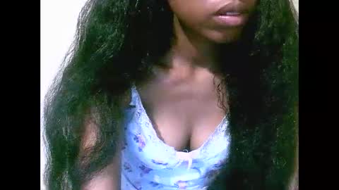 joliekah27 online show from 04/20/26, 09:16