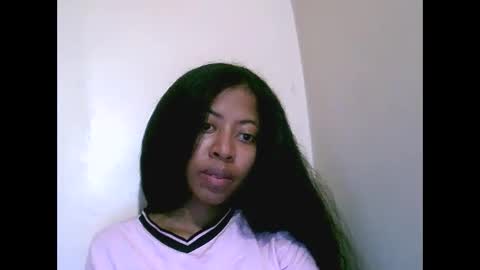 joliekah27 online show from 05/24/26, 06:51