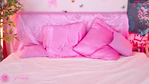 Belle online show from 03/23/26, 01:20