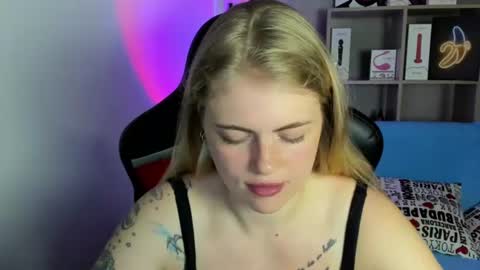 Jolly online show from 06/17/26, 02:58
