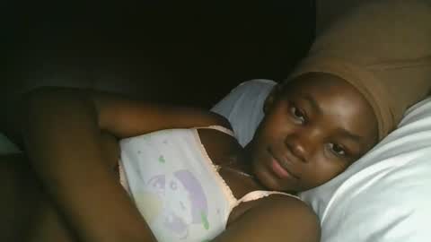 jollynabeb online show from 10/18/25, 06:19