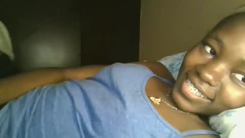 jollynabeb online show from 11/08/25, 09:46