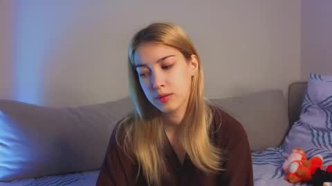 Viola online show from 11/28/25, 11:13