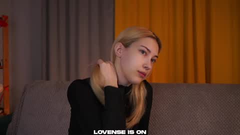 Viola online show from 03/13/26, 01:29