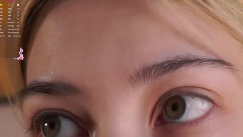 Viola online show from 04/23/26, 01:24