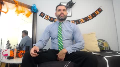  JONAS BEARD  online show from 10/21/25, 03:46