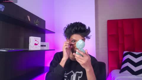 Jonas  online show from 03/20/26, 04:50