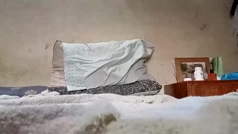 jonathan1984arg online show from 10/13/25, 08:20