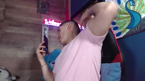 jonathancast08 online show from 10/04/25, 09:46