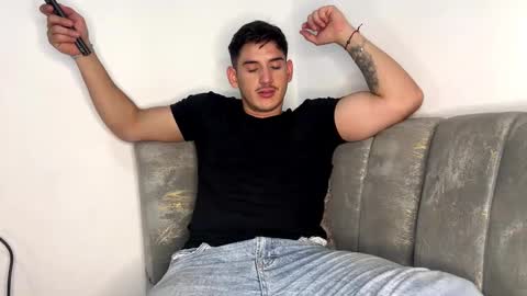 jonathancast08 online show from 04/18/26, 08:20