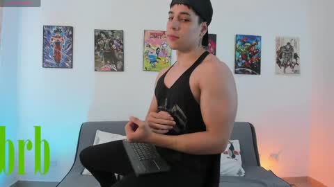 Instagram jonathanfit14 online show from 04/03/26, 09:02