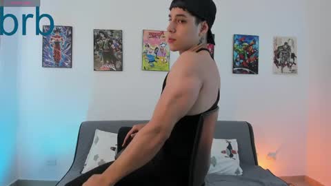 Instagram jonathanfit14 online show from 04/21/26, 02:51