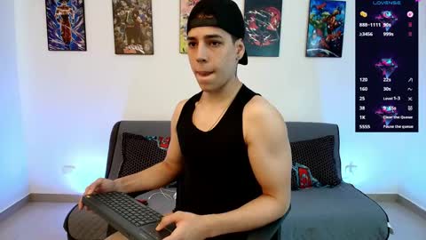 Instagram jonathanfit14 online show from 06/08/26, 08:53