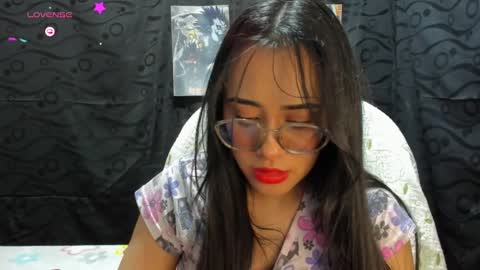 Snapshot of jonathanrwick chatting on 12/12/24, 05:10 Janna online show from 12/12/24, 05:10