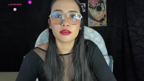 Snapshot of jonathanrwick chatting on 12/15/24, 05:23 Janna online show from 12/15/24, 05:23