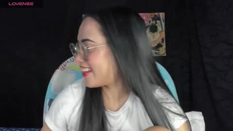 Snapshot of jonathanrwick chatting on 12/31/24, 05:22 Janna online show from 12/31/24, 05:22