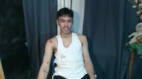 Snapshot of jonel_xx chatting on 02/10/26, 06:50 jonel online show from 02/10/26, 06:50